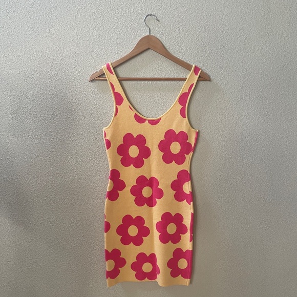 NWT Princess Polly Lennon Mini Dress Yellow Floral - Picture 7 of 7